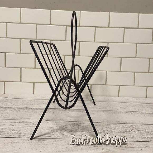 Vintage Retro Mid Century Metal Magazine Rack Stand Decor - Picture 2 of 6